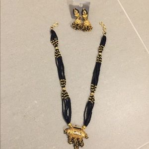 Ethic Indian necklace-earring set, Black-Gold